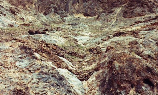 Fig. 3.  Rock Face (Brag-gdong) at approximately 4400 m above sea level