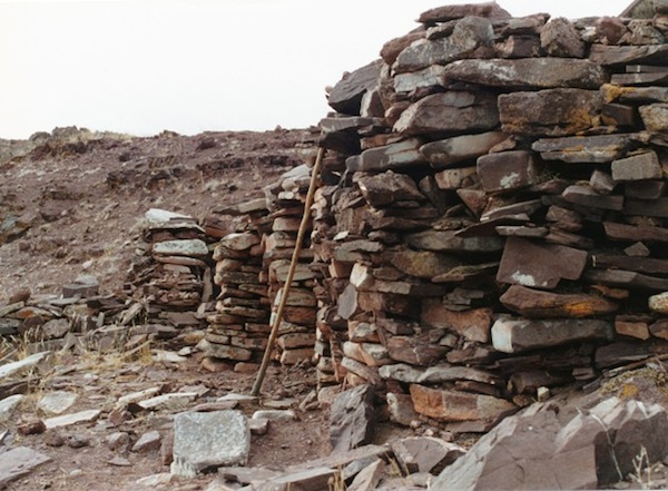 Fig. 2. On the same rocky headland are ruins of all stone corbelled residences (dokhang / rdo-khang), which date prior to the introduction of Buddhism. 