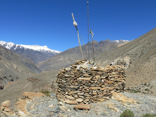 Fig. 8. The cairn (la-btsas) for Kongkong Lhamo.