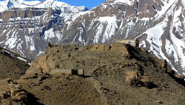 Fig. 21. The old Tengyü monastery, which was abandoned in 1975 after an earthquake cut off its water supply. The new Tengyü monastery is located in the village of Gongmik, approximately 15 km to the east.