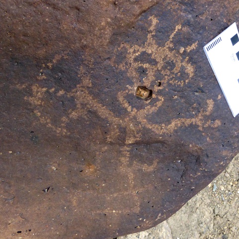 Fig. 17.3. Unusual depiction of what appears to be an archer. This figure has three ray-like or horn-like extensions on the head and a triangular torso. Protohistoric period. Photo courtesy of Spiti Rock Art and Historical Society.