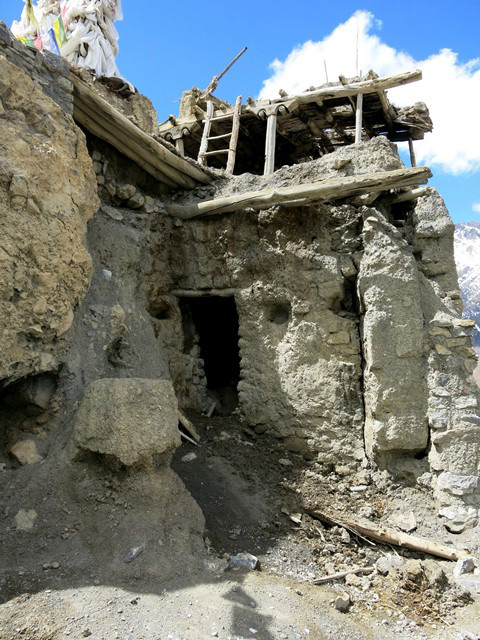 Fig. 7. Structures around the lhatho shrine (the base of which is visible). This appears to be the oldest standing part of the old royal residence at Dankhar. It is likely to predate the 19th century complex to which it is appended.