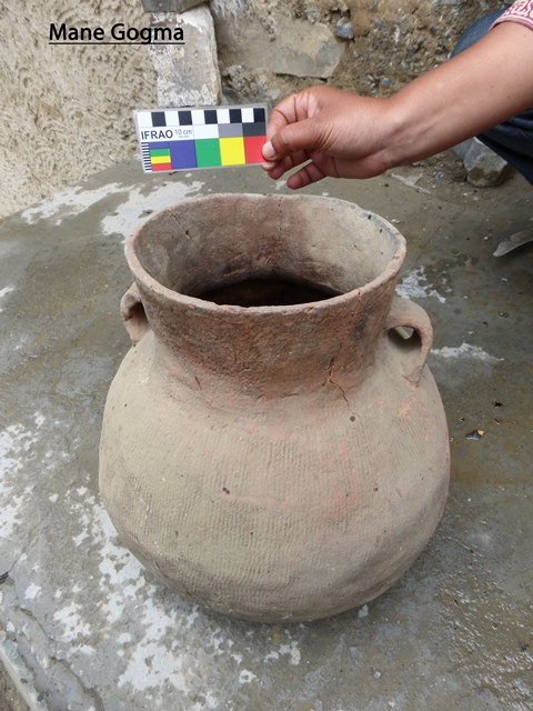 Fig. 14. Cord-marked bulbous jar of buffware picked up from Mani Gongma tomb mentioned above in Rajini Murali’s report. Photo courtesy of SRAHS.