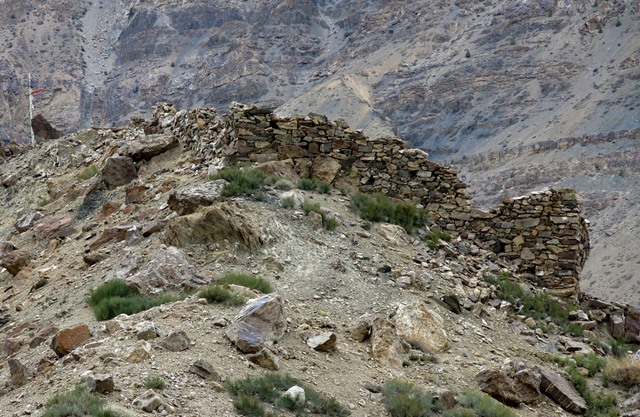 Fig. 20. The outer south and west walls of Kharnya.