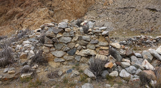 Fig. 9. The shrine of the short arm of the L seen from the south. To the left are the ruins of the south and central shrines along the long arm of the L.